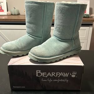 Bearpaw Boots Elle Short